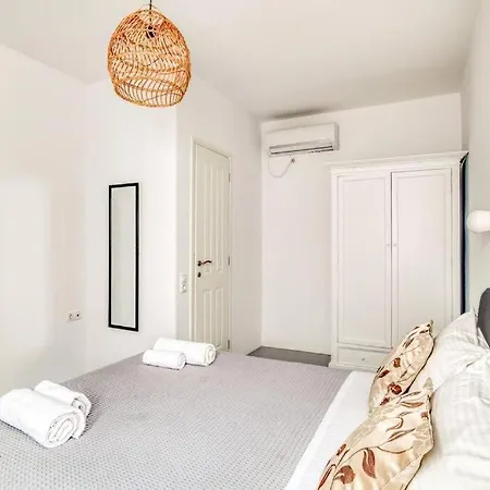 Asterias - Cycladic House Close To The