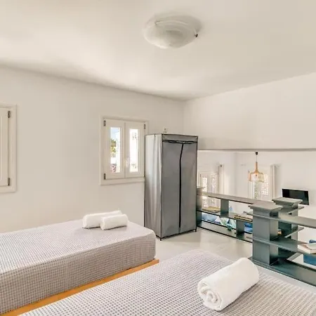 Asterias - Cycladic House Close To The Villa *