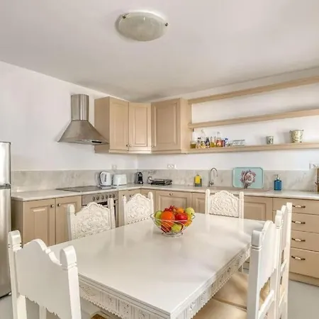Вилла Asterias - Cycladic House Close To The Амбелас